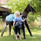ferdi - dein Gartenpferd und Holzpferd. Draußen mit Kindern.